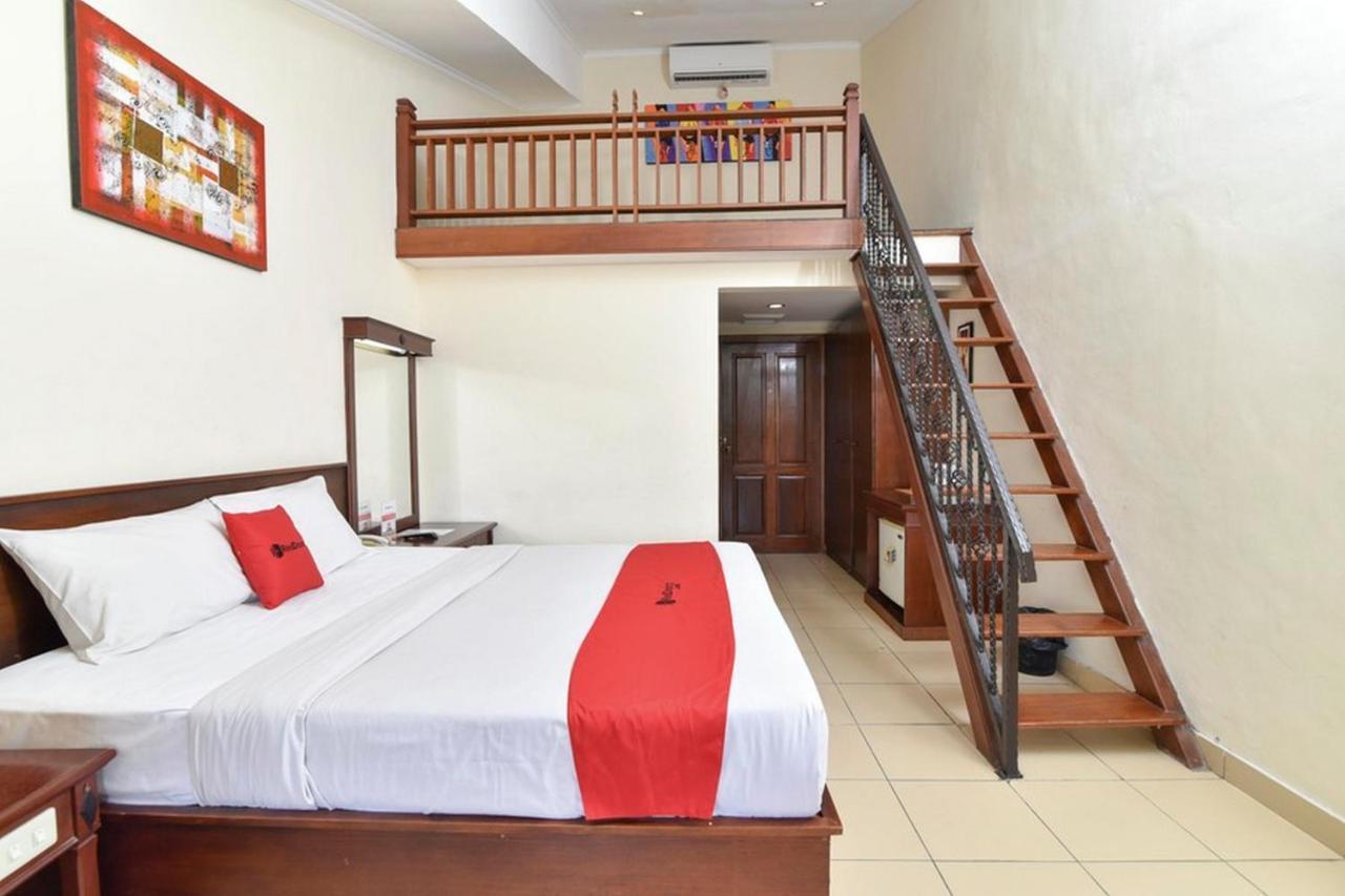 Hotel Reddoorz @ Raya Kuta Kuta Lombok Exterior foto